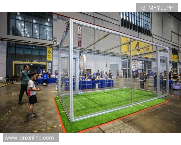 足球明星大赛机器人盛典揭幕科技与体育的完美结合引领未来竞技新风潮